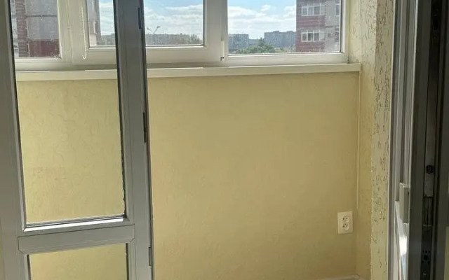 Green Apartment Ryadom S Tsentrom Flat