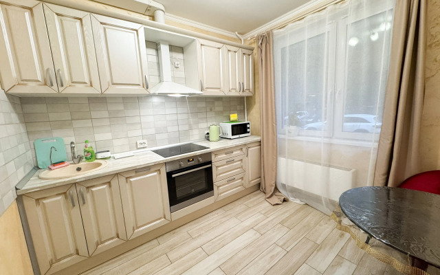 S zaseleniem 24/7 luchshiy servis posutochno 50 Flat