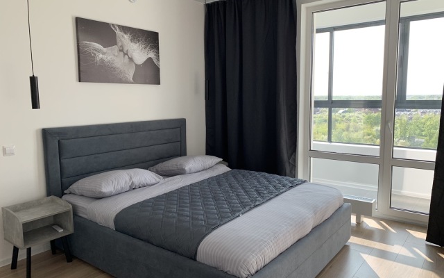Na Ulitse Polevaya 117/3 Flat