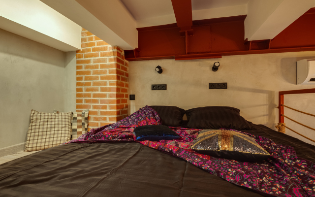 Dvukhurovnevnevye Loft V Tsentre Moskvy Apartments