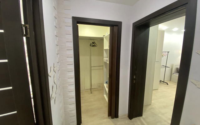 Ryadom S Parkom Gagarina V Spalnom Rayone Flat