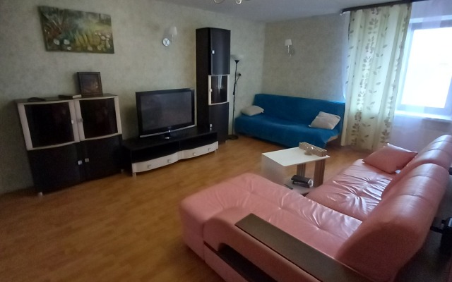 Квартира у стадиона Арена и парка