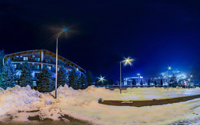 Gala Plaza Hotel
