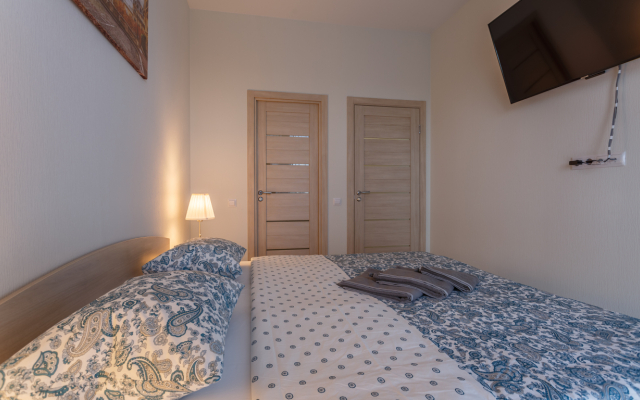 Апартаменты FortEstate Профсоюзная 128а (10)