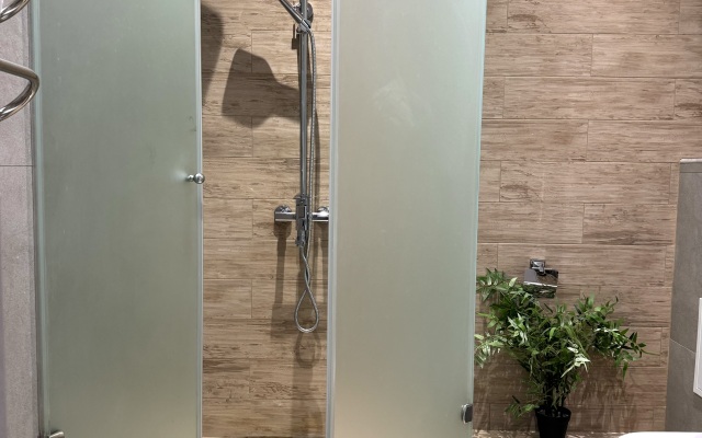 Na Centralnoj Naberezhnoj Apartments 3