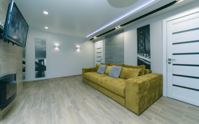 Tomas Apartments