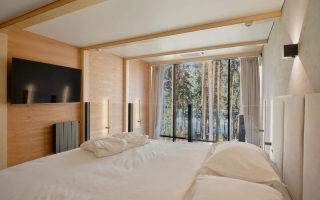 August Boutique Hotel