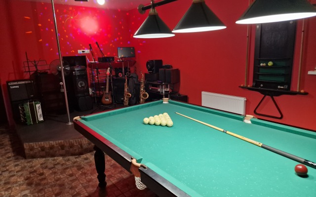 V stile Kontsertkholl Flat