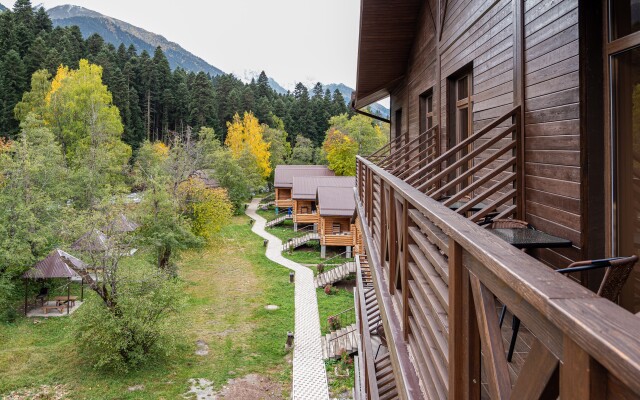 Kitezh Chalet