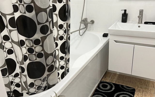 Квартира Уютная двухкомнатная