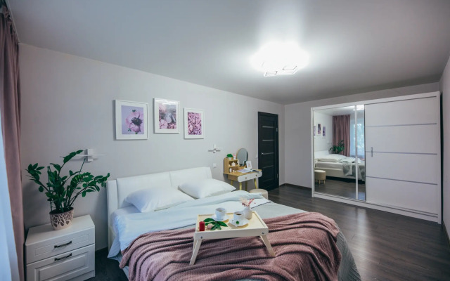 Апартаменты на Набережной Трибуца