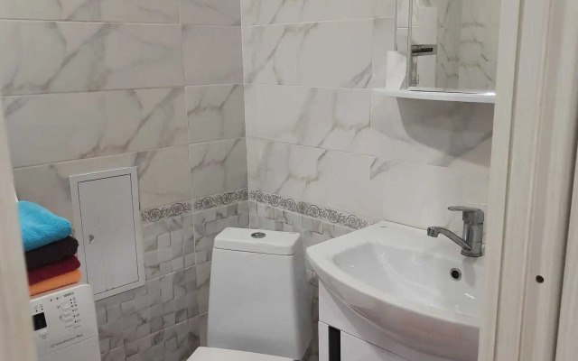 Na Kaspiyskoy ulitse 46/5 Flat