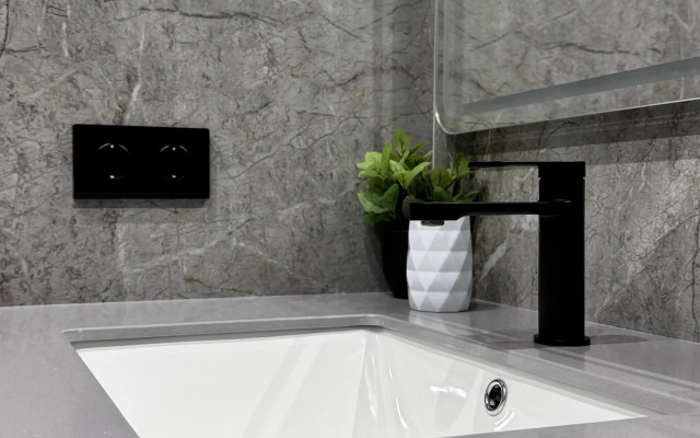 Klubnichnaya 2/7 Flat