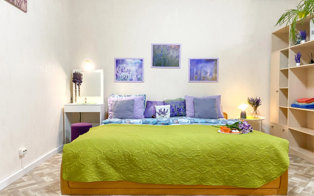 Happiness Live in the center of Sevastopol Apartment