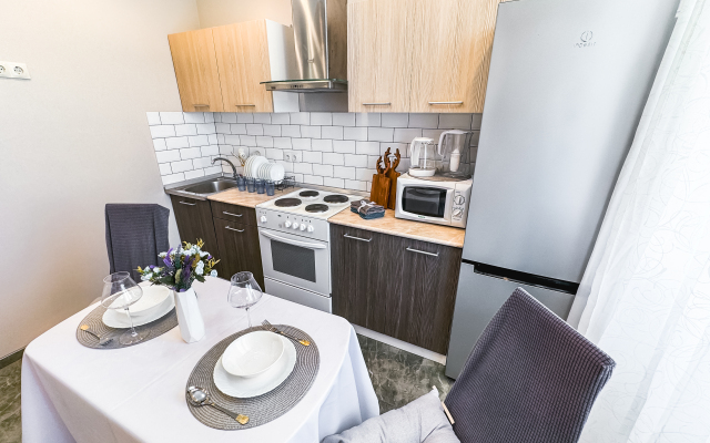 S zaseleniyem Lutshiy servis Posutochno50 Flat