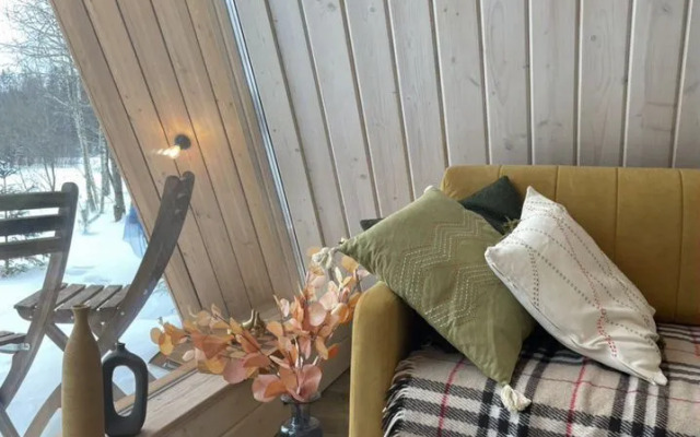 Частный дом на на берегу реки Руза