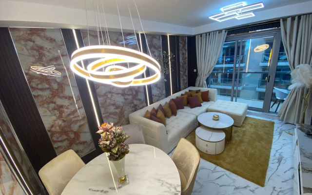 Apartamenty Luxurious Beachfront Marjan Island for Comfortable Stay