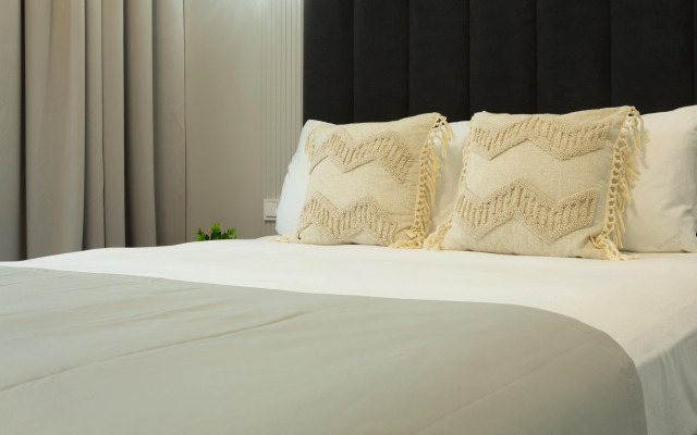 Poslednij Etazh Leta - Stilnaya Studiya u Morya v Sochi (Ashe) Apartments