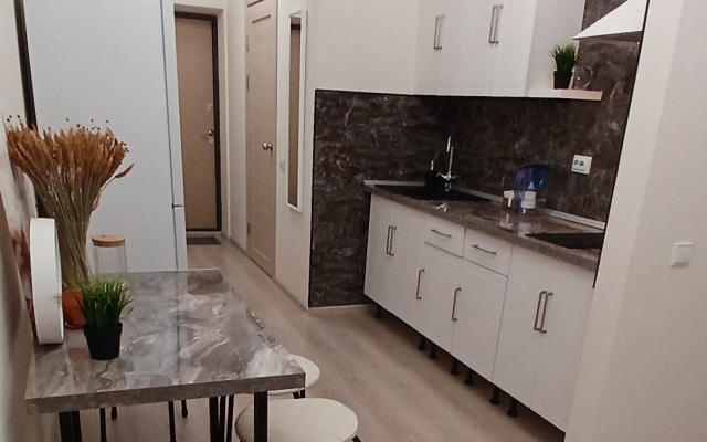 Квартира Однокомнатная 2я Новосибирская 10