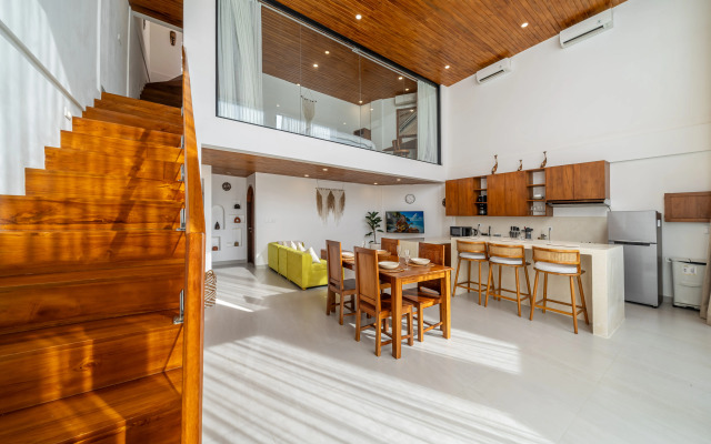 Novaya Villa u Plyazha, Bolshoy Basseyn, 2 Spalni, Villa