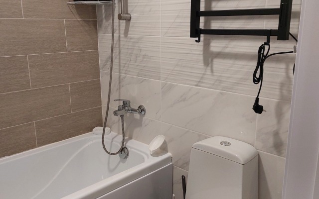 Uyutnaya Studiya S Terrasoy V Zhk Kholidej Khaus Flat