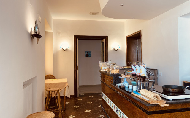 Up Hotel