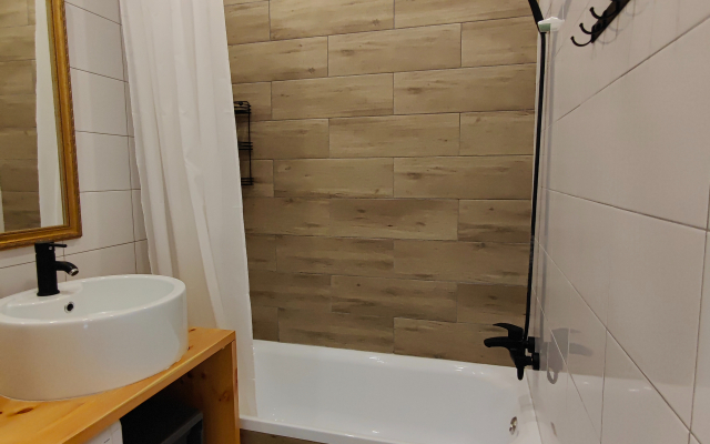 Квартира Стильная с Панорамным Балконом