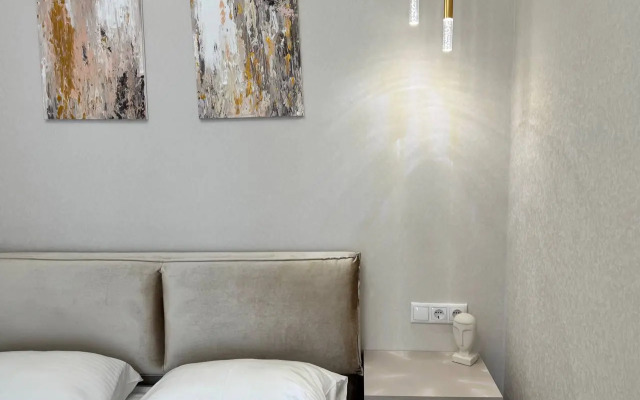 Studiya S Velikolepnym Vidom Na Reku Flat