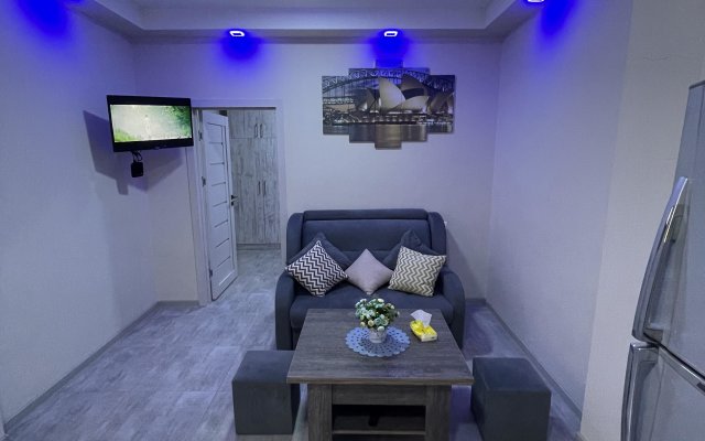 Апартаменты Modern and Comfortable Apartment