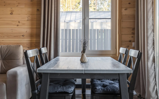 Частный дом Маленький барн