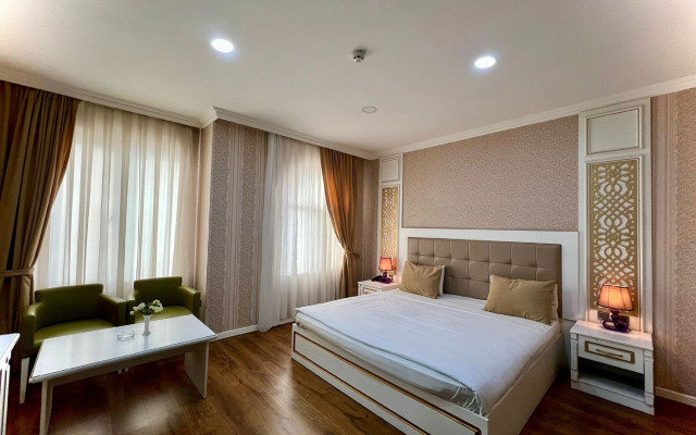 Maris Baku Hotel