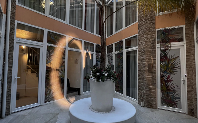 LBH Hotel Vespasiano