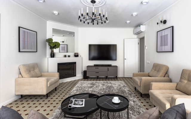 Letyourflat "Benua" (3 Bedrooms) Apartments