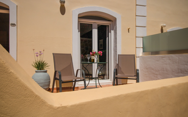 Stavros Villas and Apartments