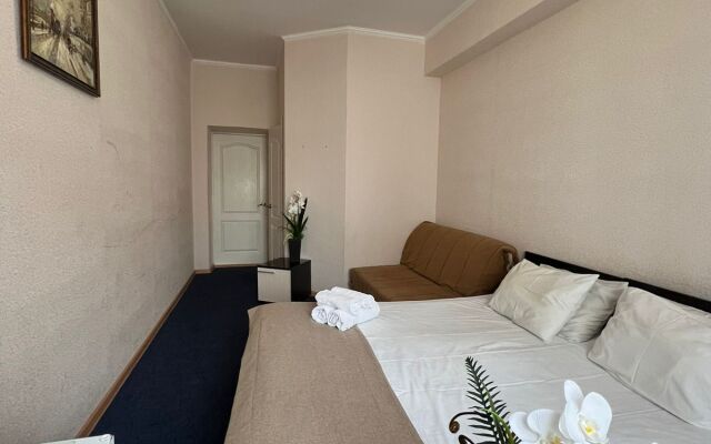 L' Etual Guest House