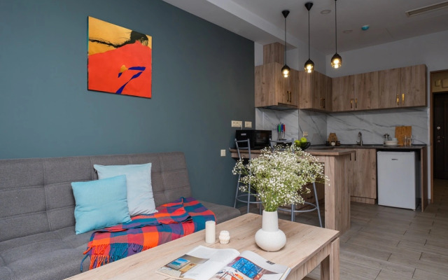 On Koghbatsi 16-4 Apartments