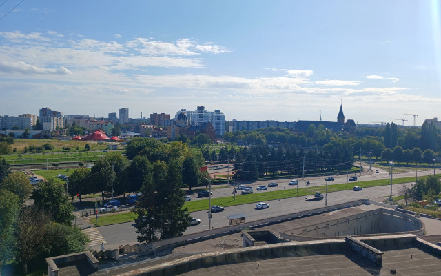Lyuks v Tsentre Kaliningrada Flat