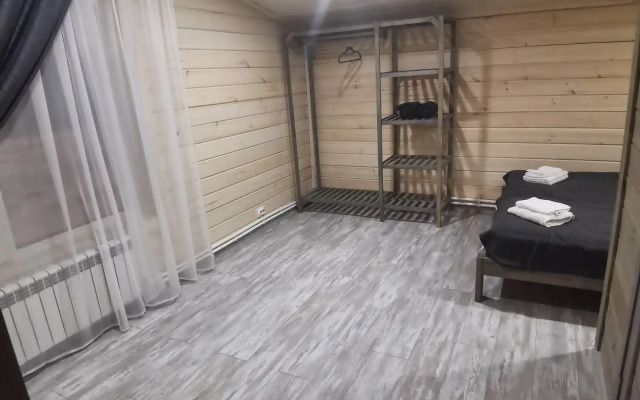 Tikhiy Sosed Guest House