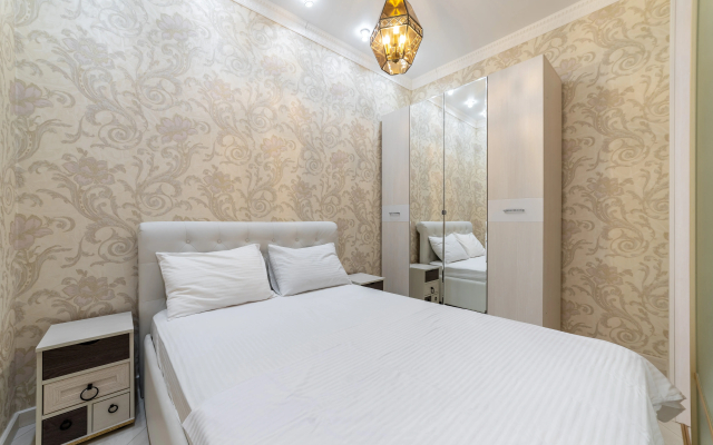 Квартира Real Apartments в Актер Гэлакси