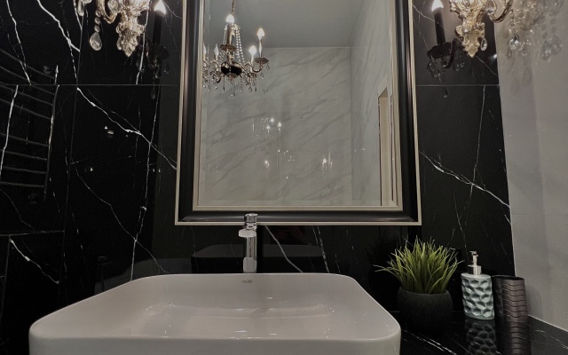 3-bedroom Vip Repina Street 4 Center Apartments