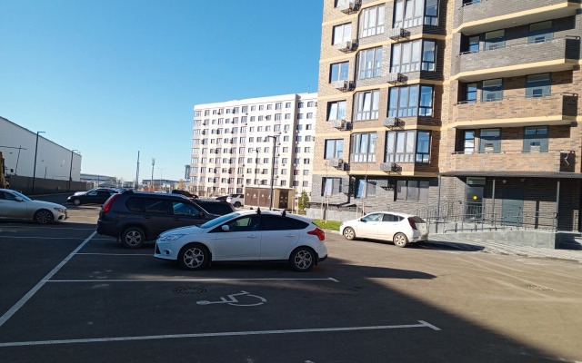 Studiya v Yablonovskom Flat