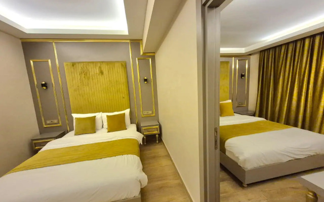 Отель Taksim La Marino