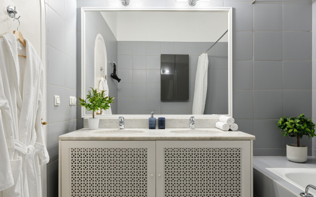 Апартаменты Minin Apartments с видом на Фонтанку 180 кв.м.