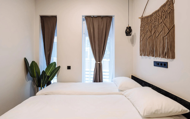 Losi Guest house