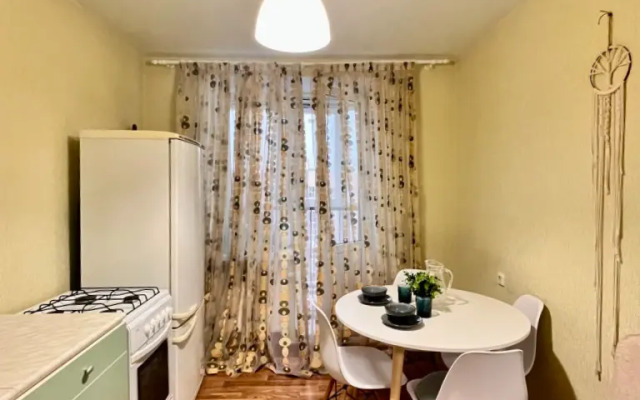 Uyutnaya Nedaleko Ot Tsentra Goroda Flat