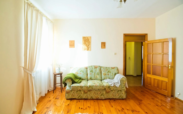 Bolshoy Kottedzh Dlya Vashikh Meropriyatiy Private House
