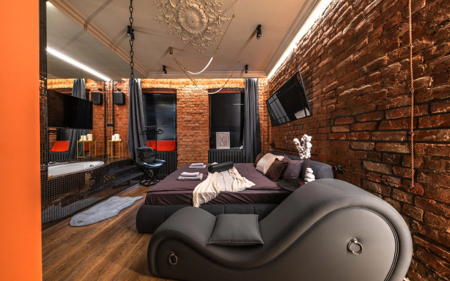 Уникальная студия для взрослых в сердце Санкт-Петербурга