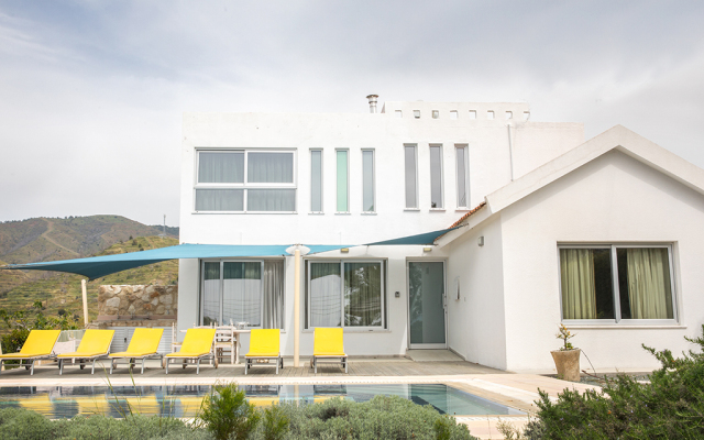 Med Coast Deluxe Villa