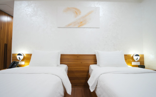Avant Hotel Tashkent Pool&Spa