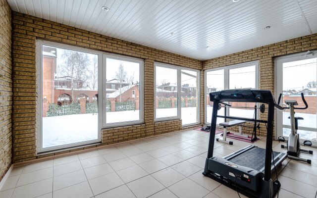 Derevnya Yusupovo S Basseynom I Saunoy Private House